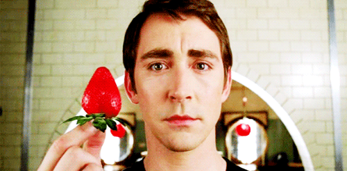 gif-lee-pace-24884872-500-246